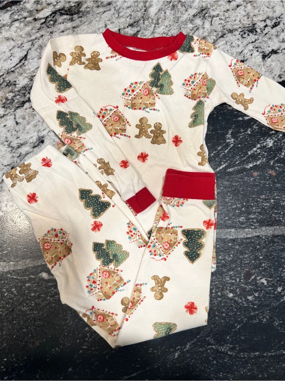Burt’s Bees Baby Christmas Gingerbread 2-Piece Organic Pajama Set | 4T